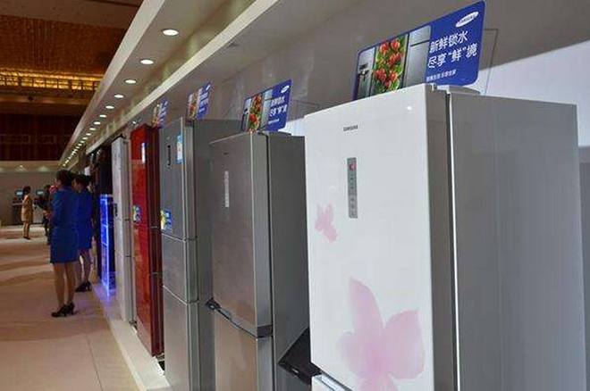 千万别再买老师傅直言不讳：买错就后悔！九游会真人游戏第一品牌警惕！这种冰箱门(图2)